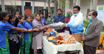 ঝিনাইদহে নারীদের মাসব্যাপী হকি প্রশিক্ষণের উদ্বোধন