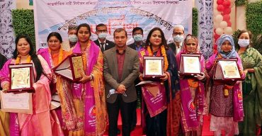 নওগাঁর আত্রাইয়ে গো-খাদ্যের সংকটে দিশেহারা খামারী ও কৃষকরা