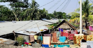 কলাপাড়ায় বেহাল দশায় পরিনত হয়েছে খাজুরা আশ্রয়ন কেন্দ্রটি