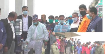 বেনাপোল বন্দরের শ্রমিক ও ট্রাক চালকদের জন্য বিনামুল্যে সুপেয় পানি সরবরাহের উদ্বোধন।