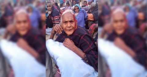 গলাচিপায় দূর্যোগ ব্যবস্থাপনা ও ত্রাণ মন্ত্রনালয়ের কম্বল বিতরন
