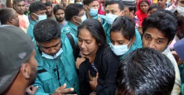 রংপুরে রিকশাচালককে পিটিয়ে হত্যা: পুলিশ সদস্য ও স্ত্রী গ্রেপ্তার