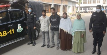 নরসিংদীতে এনজিও কর্মীর কব্জি কেটে অর্থ ছিনতাই: গ্রেপ্তার ৪