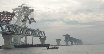 পদ্মাসেতুতে বসল ৪০তম স্প্যান, রইল বাকি এক