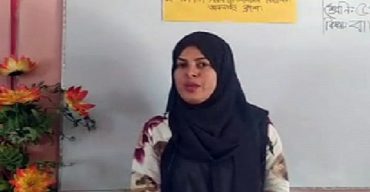 কুয়াকাটায় অনলাইন শিক্ষা কার্যক্রমে আগ্রহী হয়ে উঠছে শিশুরা