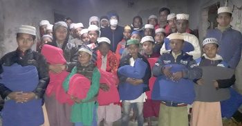 মধ্য রাতে শীতার্তদের পাশে খানসামা উপজেলা স্বাস্থ্য ও প.প. কর্মকর্তা ডা.মো. মিজানুর