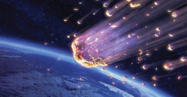 নতুন বছরের শুরুতেই ঝরবে বিরল উল্কাবৃষ্টি!