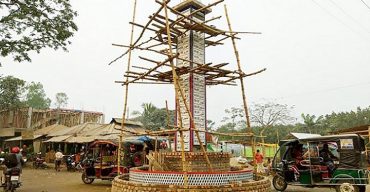 রংপুরে নির্মিত হচ্ছে দৃষ্টিনন্দন ও সুবিশাল আল্লাহু স্তম্ভ