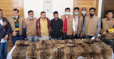 সুন্দরবনে চোরা হরিণ শিকারীরা বেপরোয়া রেডএলার্ট জারি!