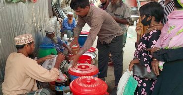 গোলের গুড়ের হাট বসেছে কলাপাড়ায়