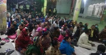 গলাচিপায় মনিন্দ্র চন্দ্র পালের রোগ মুক্তি কামনায় মন্দিরে বিশেষ প্রার্থনা