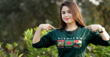 গোপনে বাগদান সারলেন ফারিয়া শাহরিন