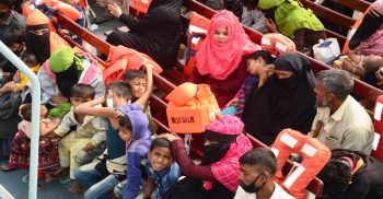 ভাসানচর পাড়ি জমালেন আরও ১০১১ রোহিঙ্গা