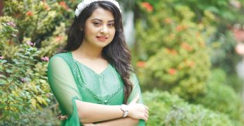 জনপ্রিয় চিত্রনায়িকা বুবলীকে হত্যা চেষ্টার অভিযোগ