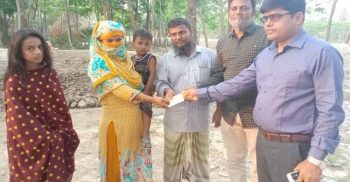 প্রধানমন্ত্রীর নাম্বারে মেসেজ পাঠিয়ে গলাচিপায় রানী বেগমের স্বপ্ন পূরণ