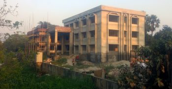 ব্যাহত হচ্ছে দাপ্তরিক কার্যক্রম কুয়াকাটা পৌর ভবন নির্মাণে ধীরগতি