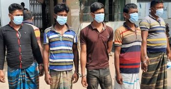 শৈলকুপায় নারী পুরুষের মাথার চুল কেটে গলায় জুতার মালা ৫ জন গ্রেফতার