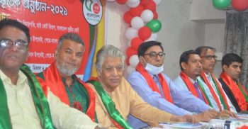 এইচ.এম মনিরুজ্জামান ও আরিফুর রহমান কুদ্দুস শেরে বাংলা এ কে ফজলুল হক স্মৃতি পদক পেলেন