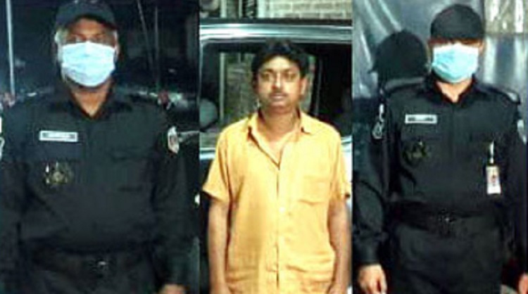 ঝিনাইদহ র্যাব-৬’র অভিযানে স্কুল ছাত্রী অপহরণ মামলার আসামী আটক
