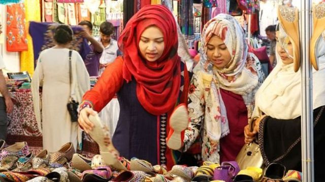 আগামী বৃহস্পতিবার থেকে দোকান খুলবে ব্যবসায়ীরা