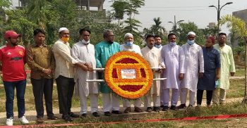 সাভারে রানা প্লাজা ধ্বসের ৮ম বার্ষিকীতে জুরাইন কবরস্থানে জাতীয় শ্রমিক লীগের শ্রদ্ধাঞ্জলি অর্পন