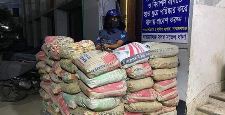 না.গঞ্জের থা’না ও ফাঁ’ড়িতে ভারি অ’স্ত্রে সজ্জিত নিরা’পত্তা চৌকি