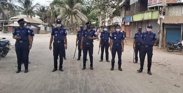 দ্বিতীয় লকডাউন কঠোর অবস্থানে দশমিনা প্রশাসান
