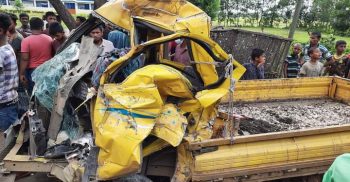 ঢাকা- সিলেট মহা-সড়কে বাস ও পিকআপে সংঘর্ষে ১ জন নিহত ২ জন আহত