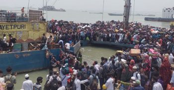 শিমুলিয়া ঘাট থেকে ১১ হাজার যাত্রী নিয়ে ঘাট ছেড়েছে ৩ ফেরি
