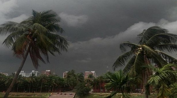 ৮ বিভাগে বজ্রবৃষ্টির সম্ভাবনা, নৌবন্দরে সতর্ক সংকেত