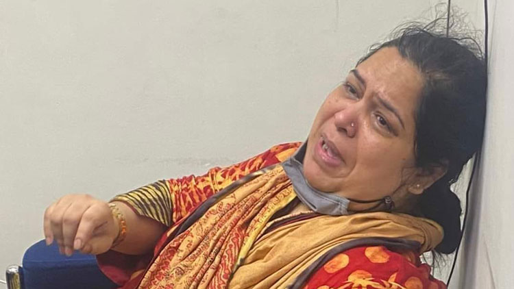 রোজিনার বিরুদ্ধে মামলার বাদী স্বাস্থ্য কর্মকর্তার কর্মস্থল বদল