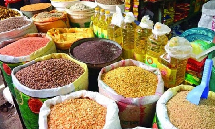 ঈদের আগেই বাড়লো মুরগি, তেল ও মসলার দাম
