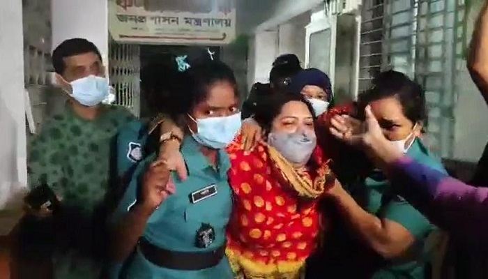 সাংবাদিক রোজিনার ৫ দিনের রিমান্ড চায় পুলিশ