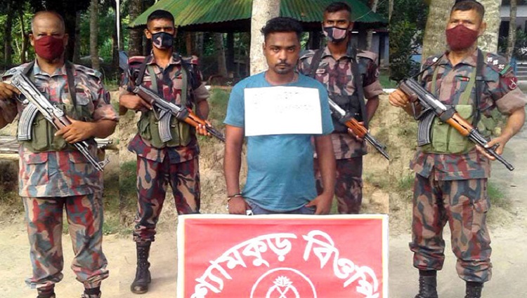 মহেশপুর সীমান্তে অনুপ্রবেশকারী ভারতীয় নাগরিক আটক