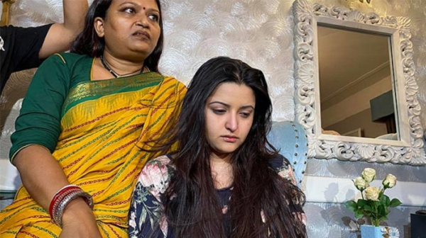 পরিমনিকে ধর্ষণচেষ্টা করেন নাসির, যা বললেন নায়িকা