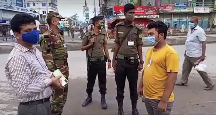ময়মনসিংহের ত্রিশালে লকডাউন সফল করতে কঠোর অবস্থানে প্রশাসন