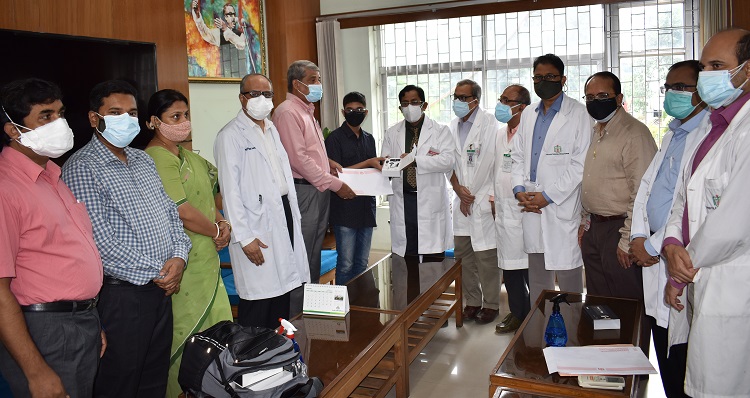 কক্লিয়ার ইমপ্ল্যান্টের মাধ্যমে শ্রবণ প্রতিবন্ধীদের স্বাভাবিক জীবনে ফেরার বিষয়ে জনসচেতনা বৃদ্ধি করতে হবে