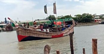 শেষ হয়েছে নিষেধাজ্ঞা: ফের ইলিশ শিকারে সাগরে যাচ্ছে জেলেরা