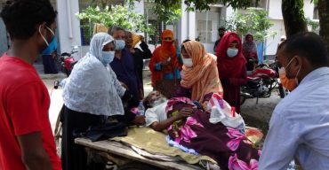 বাগেরহাটে মোরেলগঞ্জে হাসপাতালে নমুনা পরীক্ষা করতে এসে বাড়ি ফেরা হলোনা বৃদ্ধার