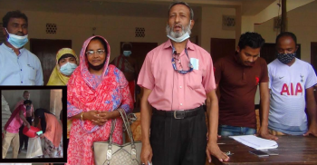 কলাগাছিয়ায় ভিজিএফ কার্ডের চাউল বিতরণ