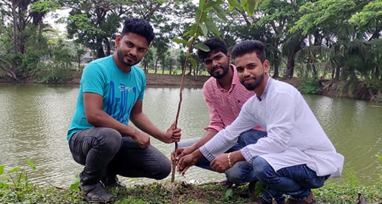 কুয়াকাটায় “বিডিএআইডির” বৃক্ষ রোপণ কর্মসূচি পালিত
