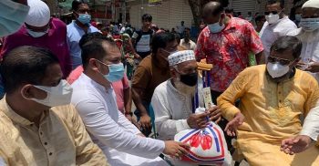 অসহায়-দুস্থদের মাঝে যুবলীগের খাদ্যসামগ্রী বিতরণ