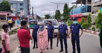 লকডাউনের দ্বিতীয় দিনে কঠোর অবস্থানে মৌলভীবাজার জেলা প্রশাসন