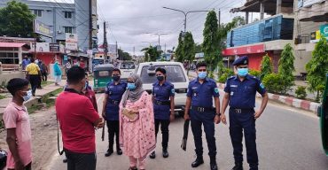 লকডাউনের দ্বিতীয় দিনে কঠোর অবস্থানে মৌলভীবাজার জেলা প্রশাসন