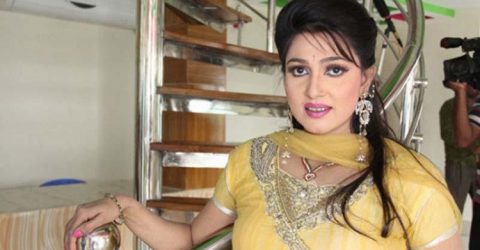 গৃহকর্মীকে নির্যাতন: চিত্রনায়িকা একা আটক, বাসা থেকে ইয়াবা-মদ উদ্ধার