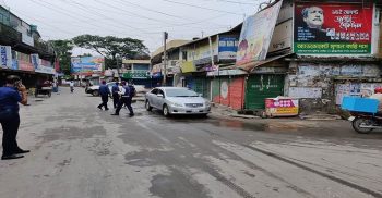 সাত দিন কঠোর লকডাউনের প্রথম দিনে যাত্রীশূন্য শিমুলিয়াঘাট