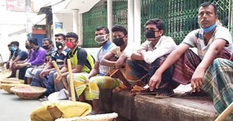 আমতলীতে খেটে খাওয়া শ্রমজীবি মানুষের মানবেতর জীবনযাপন!