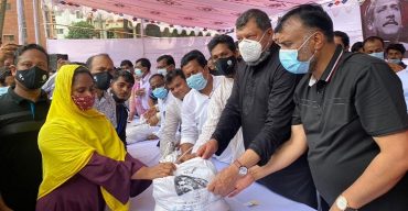 সংকটে-সংগ্রামে -মানবিকতায় রাষ্ট্রনায়ক শেখ হাসিনা’র পাশে আছে যুবলীগ: নিখিল