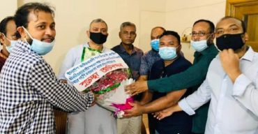 সাবেক এমপি এম.নাসের রহমানকে পৌর বিএনপি‘র পক্ষ থেকে শুভেচ্ছা ও অভিনন্দন