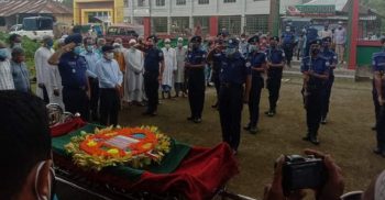 গলাচিপায় রাষ্ট্রীয় মর্যাদায় বীর মুক্তিযোদ্ধার দাফন সম্পন্ন